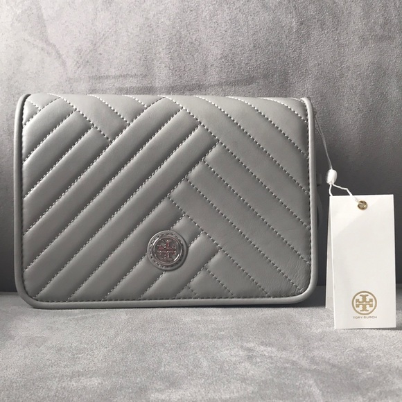 Tory Burch Handbags - BNWT Tory Burch Alexa Combo Crossbody Purse